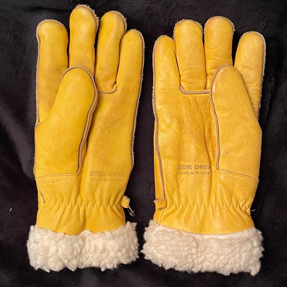 Vintage Genuine Cowhide Fleece Lined Gloves Fits Like a Woman’s Medium - Picture 3 of 6